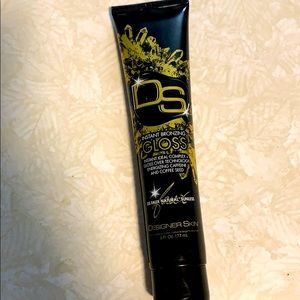 Designer Skin *Gloss*